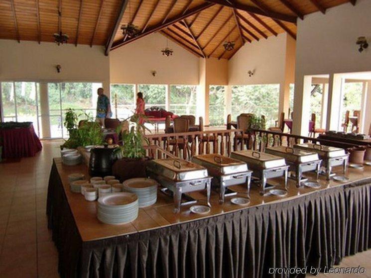 Senani Hotel Kandy Exterior foto