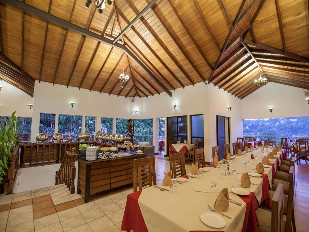 Senani Hotel Kandy Exterior foto