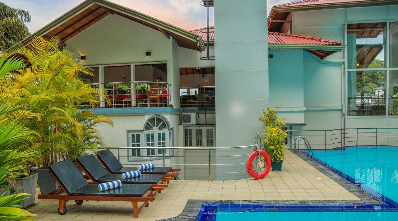 Senani Hotel Kandy Exterior foto